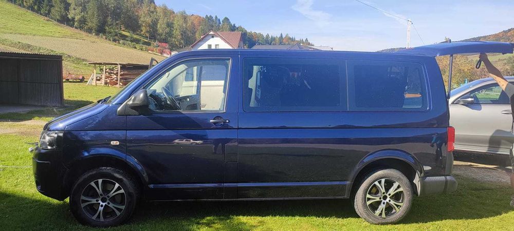 Volkswagen Caravelle 2013r 9 osobowy