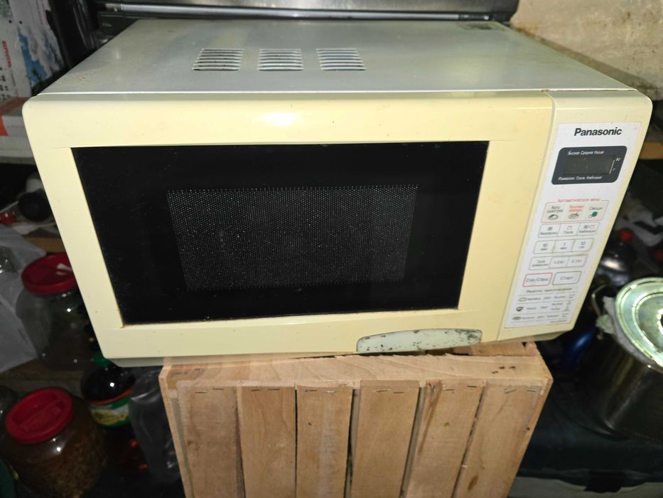 Микроволновая печь PANASONIC NN-G335WF