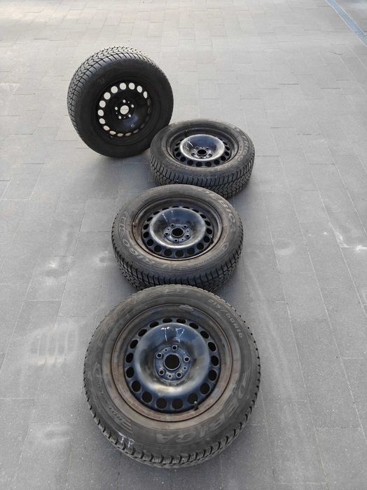 Komplet kół 5x112 VW 215/60/R16 23r. zima