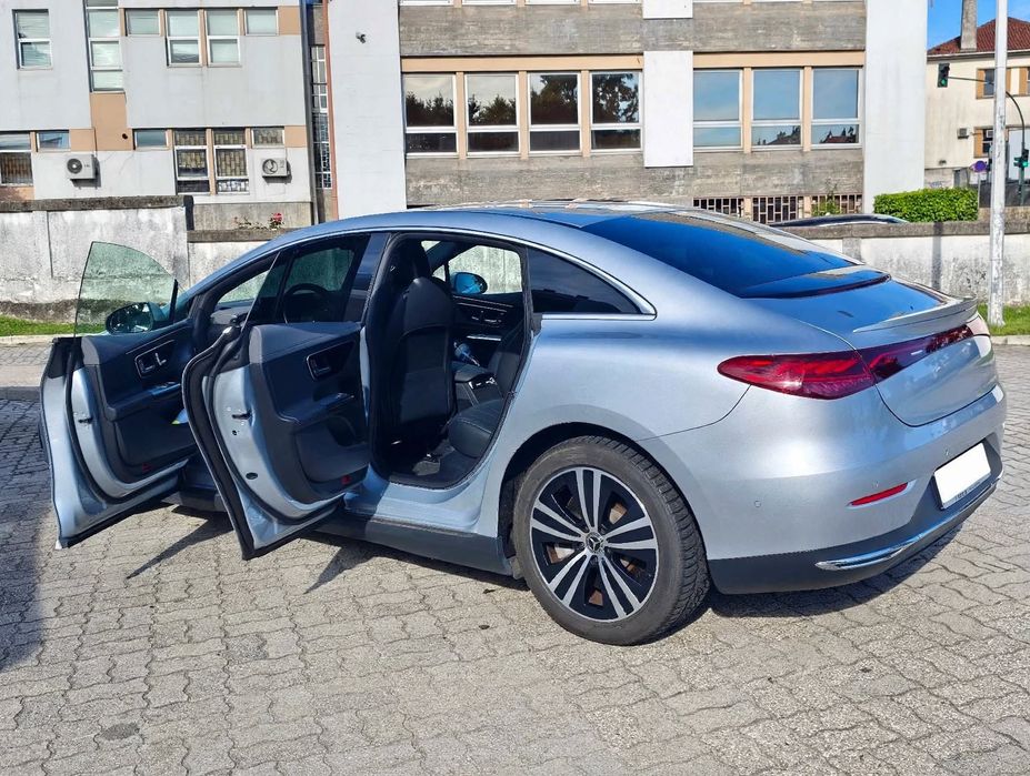 Mercedes EQE 350
