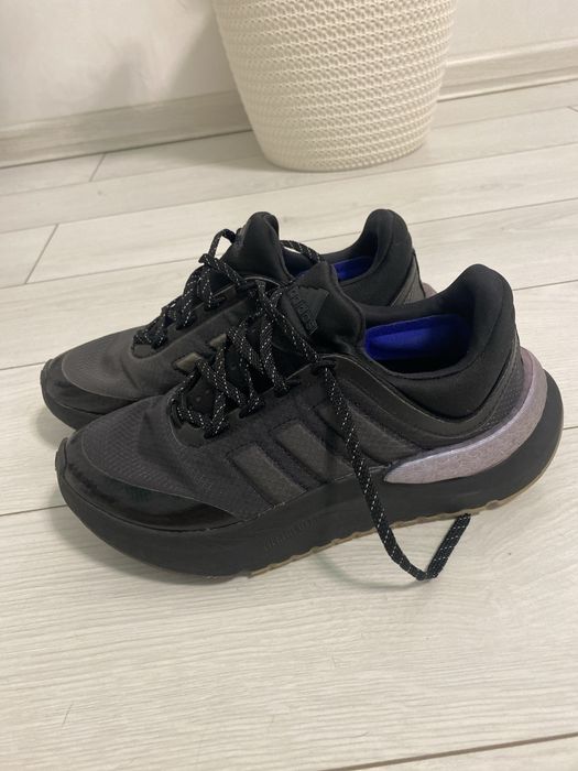 Кросівки жіночі Adidas