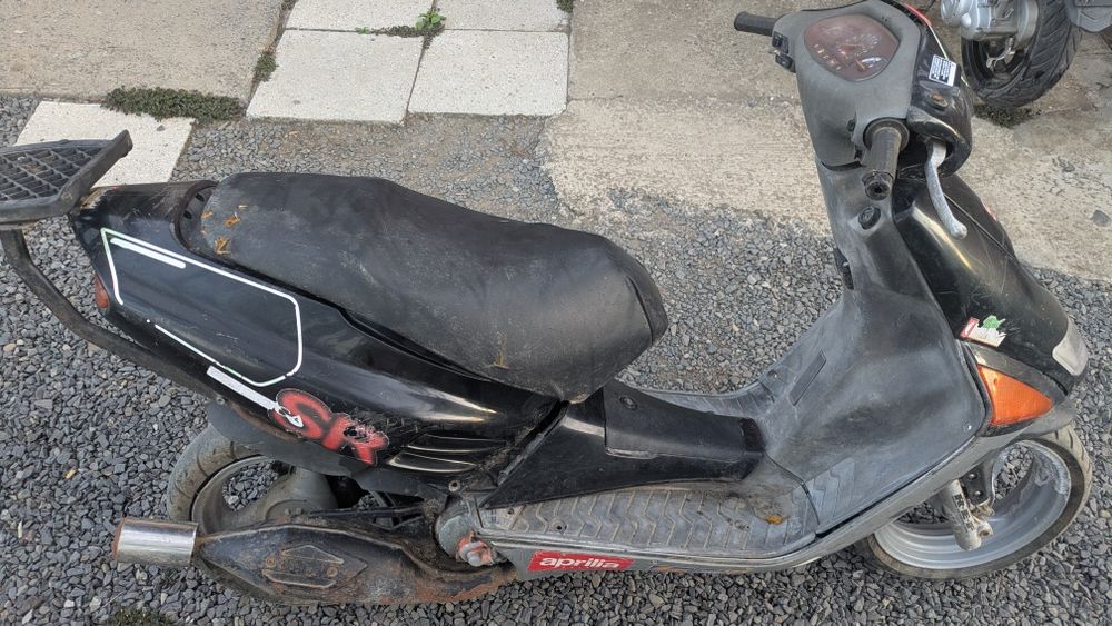 Продам скутер на запчастини Aprilia sr, апрілія minarelli, мінареллі