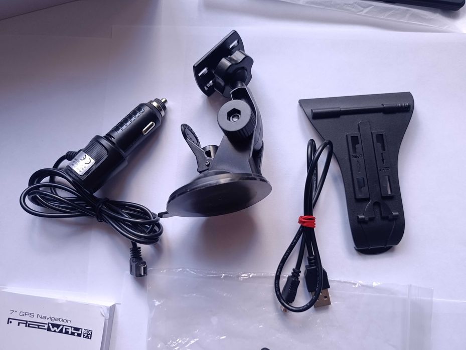 GPS навигатор Modecom FreeWAY SX 7.1 (NAV-FREEWAYSX71-MF-EU)