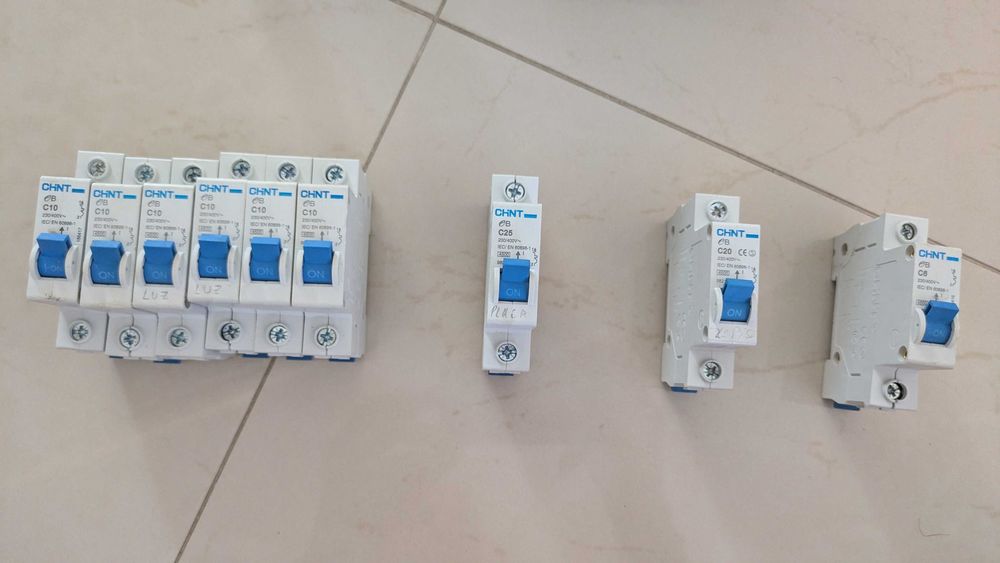 Diferenciais e Disjuntores CHINT – Como Novos!