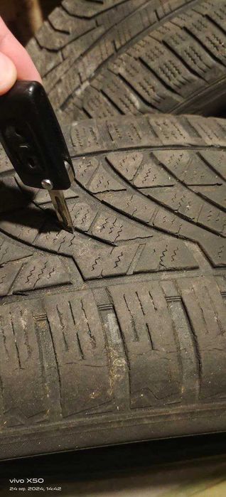 Всесезонні шини 235/50 R18 Hankook Kinergy 4S2 - 2 шт