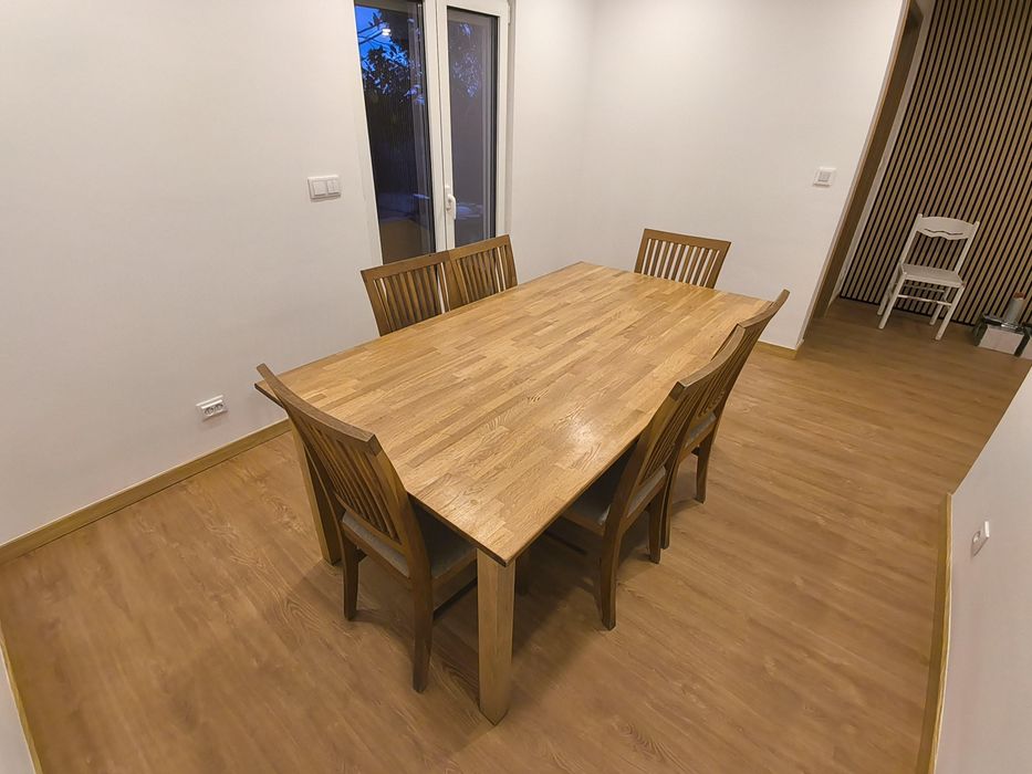 Mesa de jantar madeira c/ 6 cadeiras