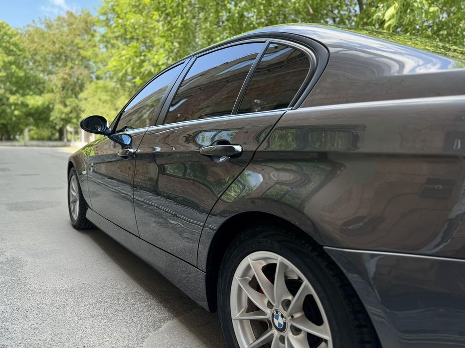 Продам bmw e90 2005