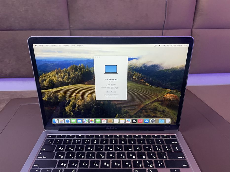 Macbook Air M1 8/256gb в хорошому стані