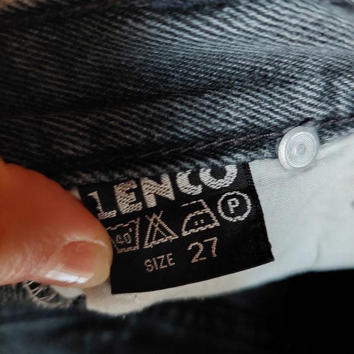 Szare spodnie mom jeans