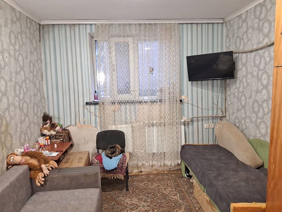 Сдаю комнату  для девушки , женьшины