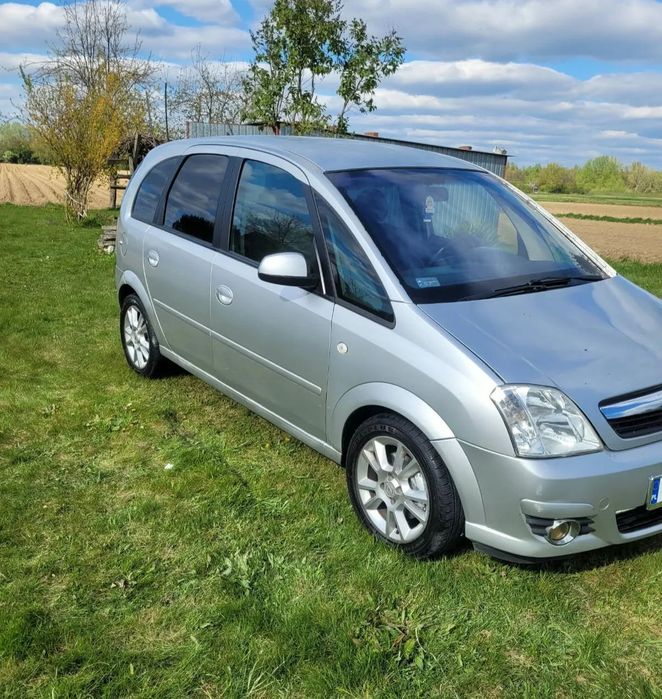 Opel Meriva Opel Meriva 1.6 Benzyna Stan idealny beż wkładu finansowego