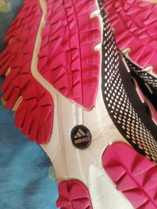 Продам оригинал adidas