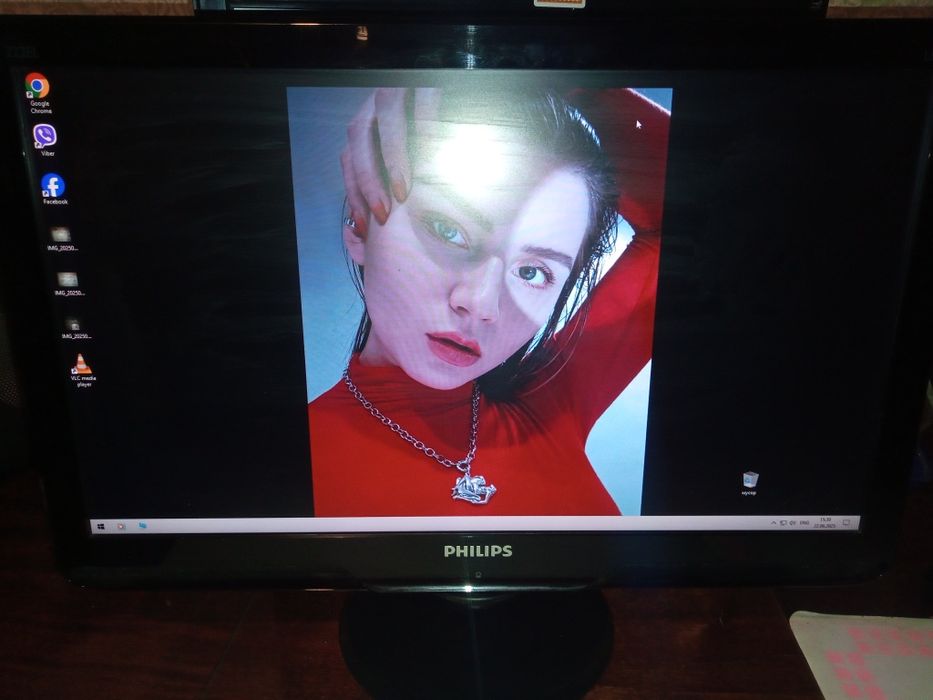 Монитор Филипс 222   el