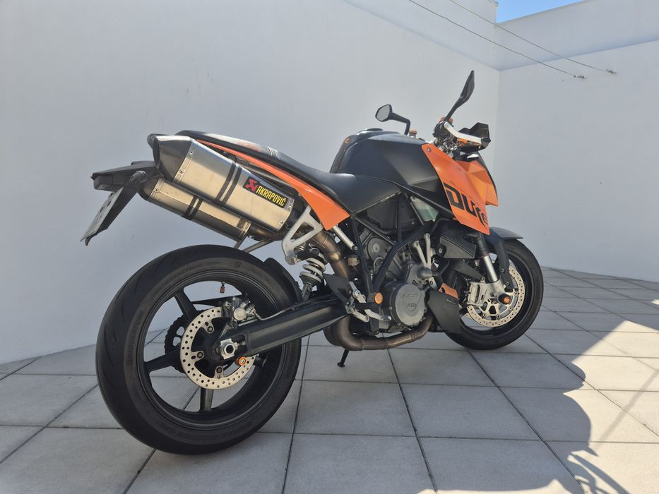 KTM SuperDuke 990 de 2009 c/ 17.000km