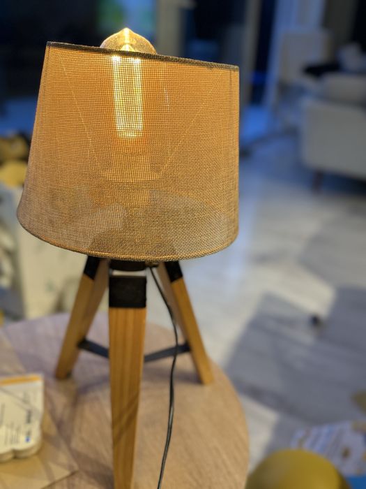 Candeeiro moderno LED