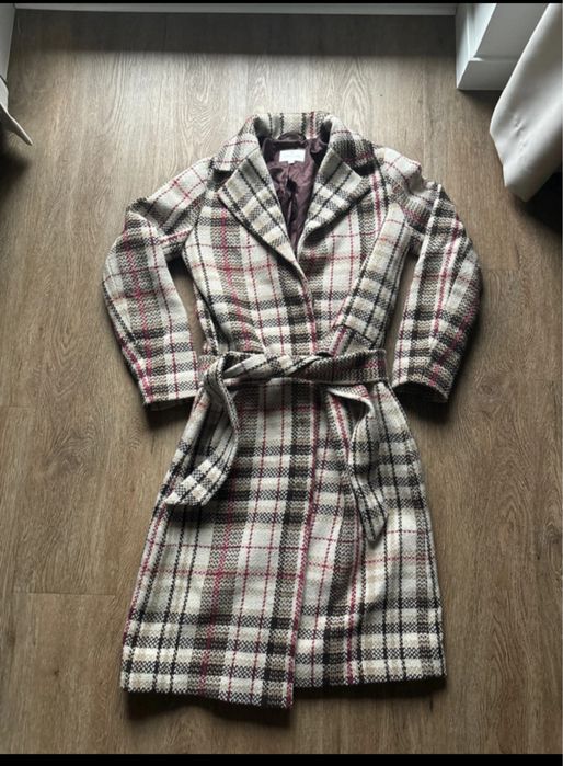 Plaszcz damski welniany tatuum