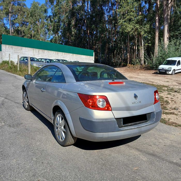 Renault Megane CC 1.6 de 2005 - Peças Usadas