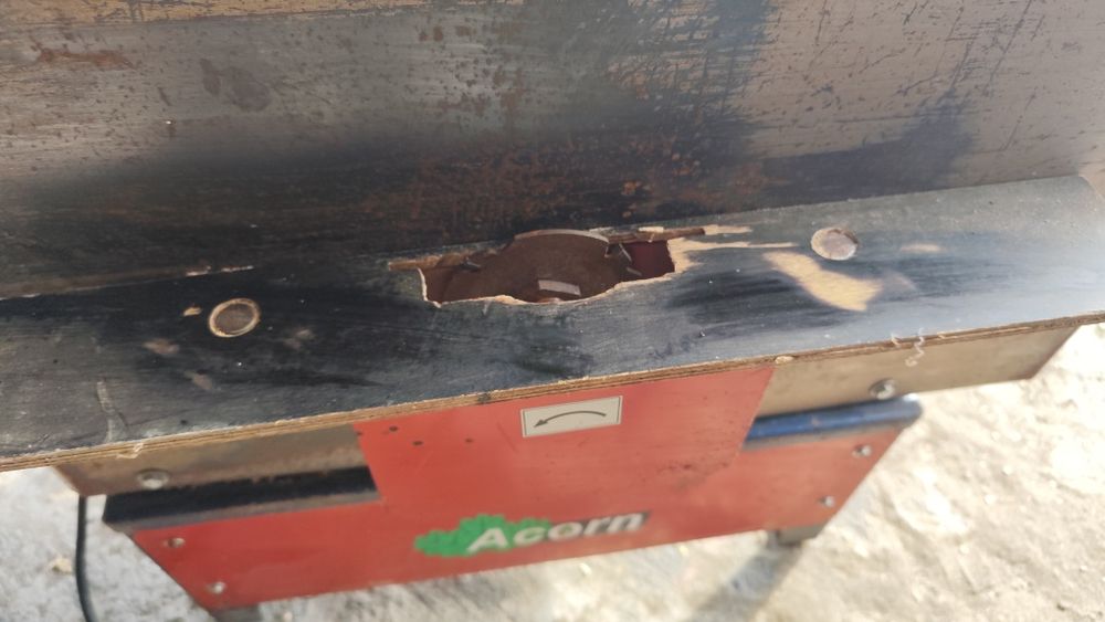 Acorn strugarka, frezarka