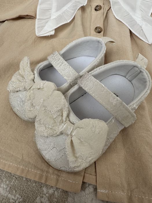 Святкова сукня на 1-2 рочки з туфельками