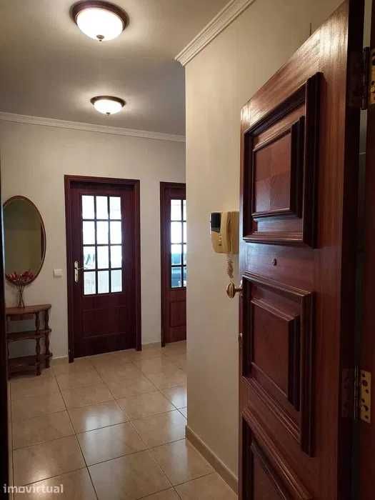 Apartamento T1 com boas areas perto de praia faculdade e aeroporto