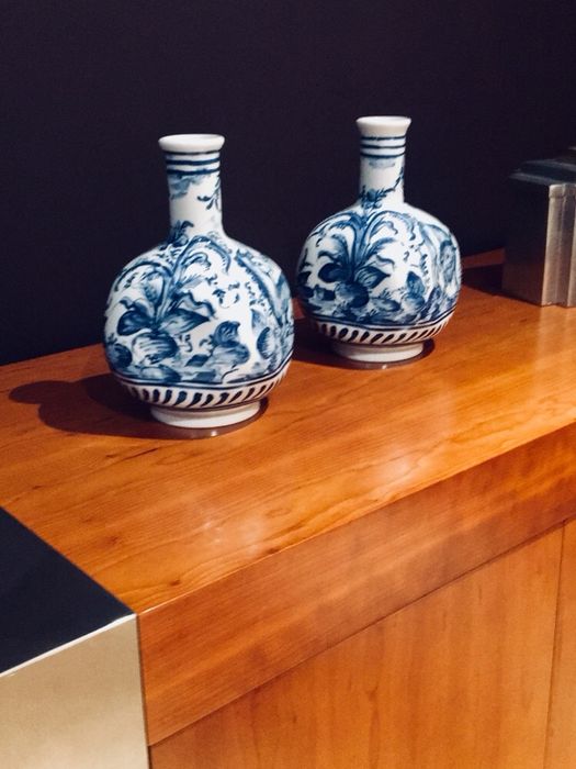 Garrafas Garrafas Portuguesas Porcelanas Oficina Real Séc XVII /XVIII,
