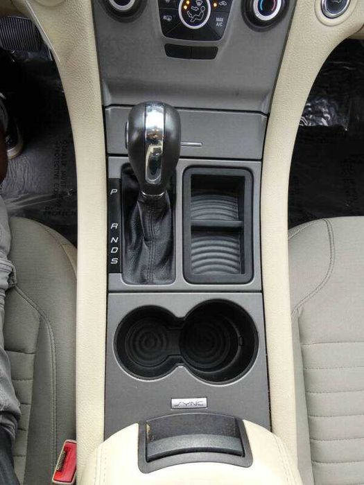 2017 Ford Taurus SE