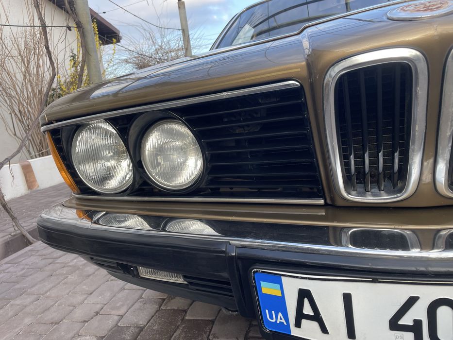 Bmw 7 e23 дві шт не завершений проект