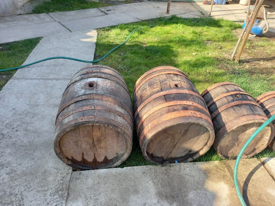 Продам бочки на вино