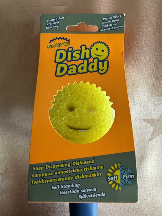 Губка-скрабер із ручкою від Scrub Daddy