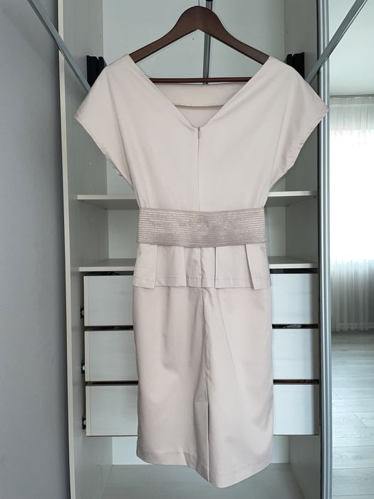 Плаття платье сукня з баскою Mees