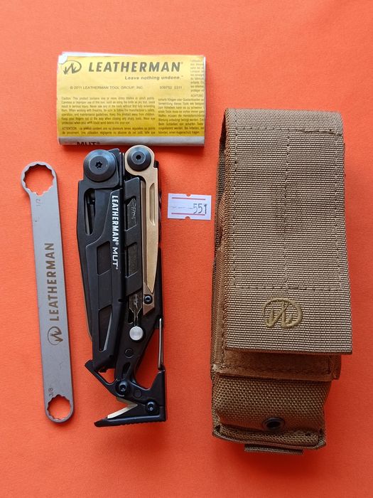 Армейский  мультитул Leatherman Mut с чехлом и ключем