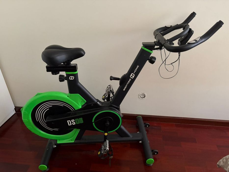 Bicicleta estática egométrica  Bodytone DS-06 Indoor