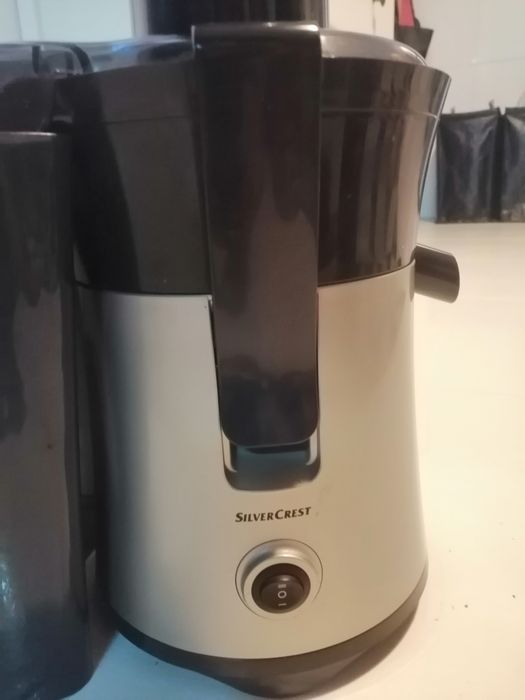 Centrifugadora sumos422977341584189441