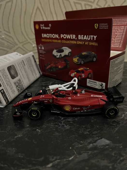 Автомобіль 1/41 Bluetooth RC Ferrari F1-75