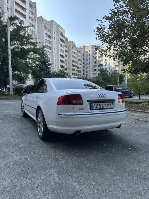 Audi A8 3.7 Полный привод Автомомат!