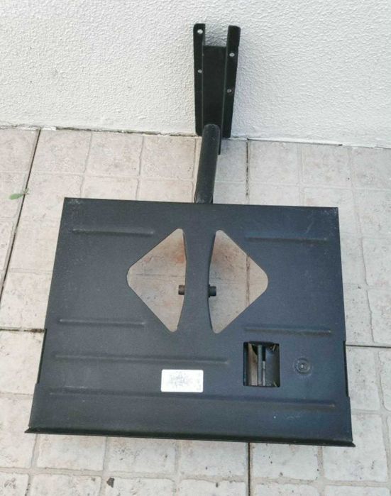 Suporte de parede para Tv ou Monitor.
