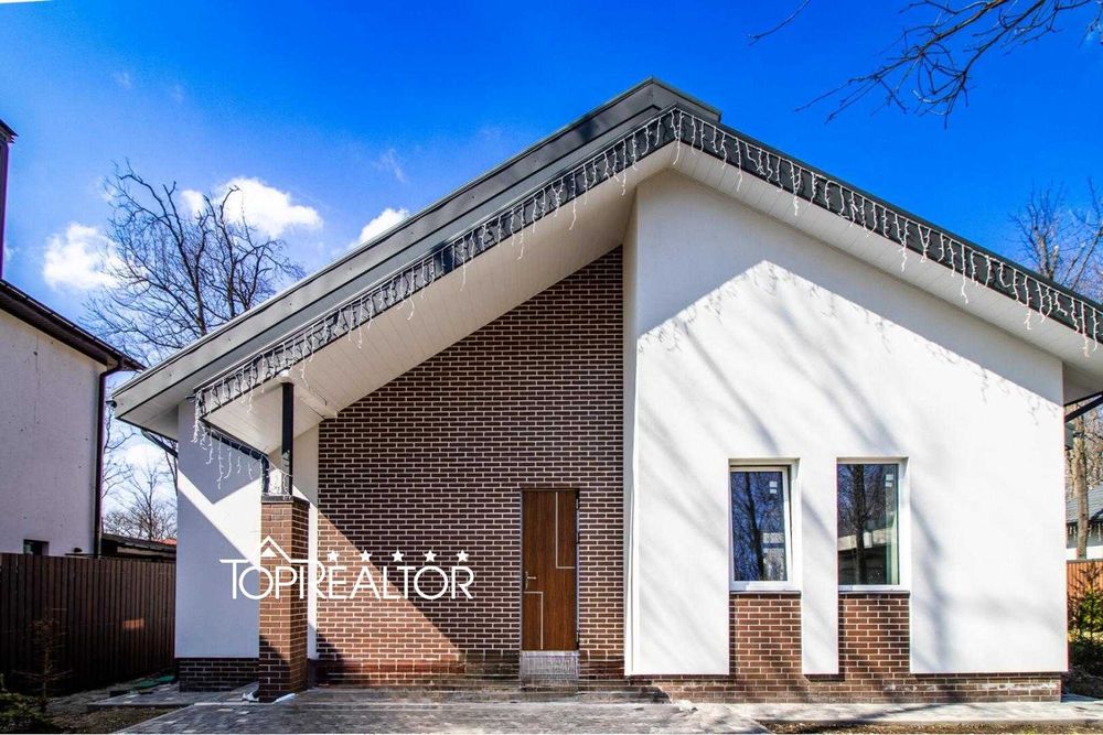 У продажі 2-поверховий будинок в селищі Лісне! лесопарк