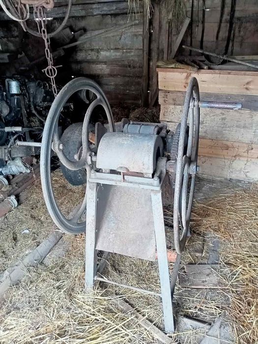 Продам січкарню в хорошому стані