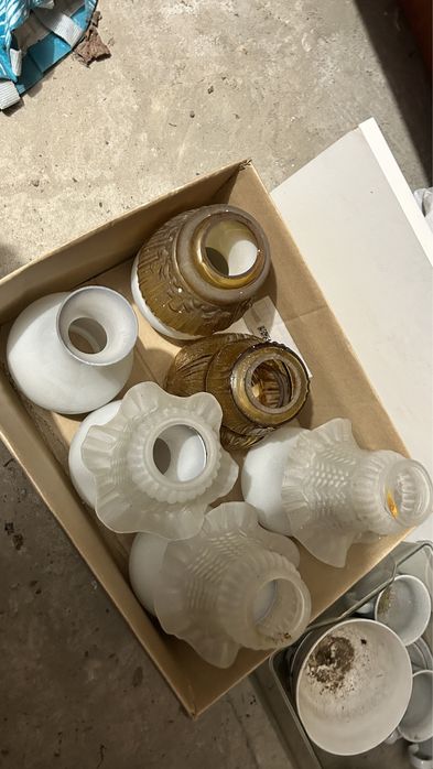 Klosz na zyrandol lampa kinkiet wahadlo art deco lampa naftowa bialy