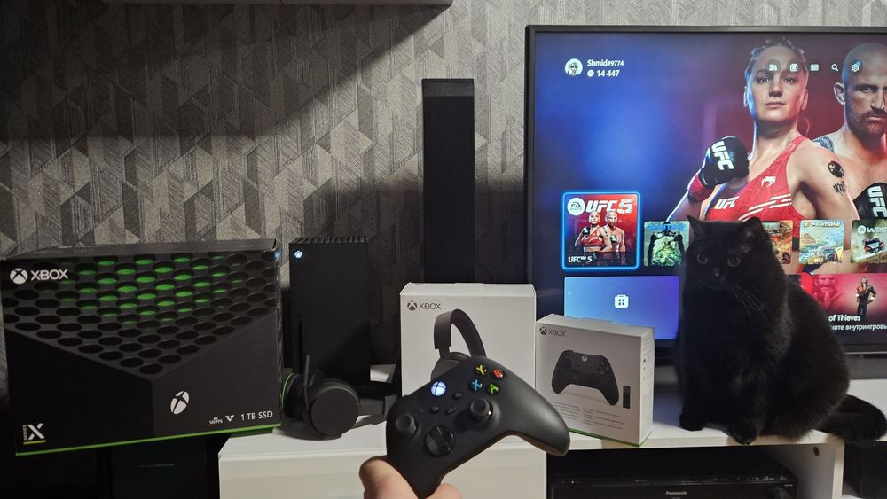 Xbox series X,навушники,2 геймпада