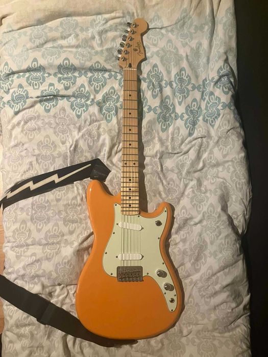 Fender Duo Sonic Capri orange