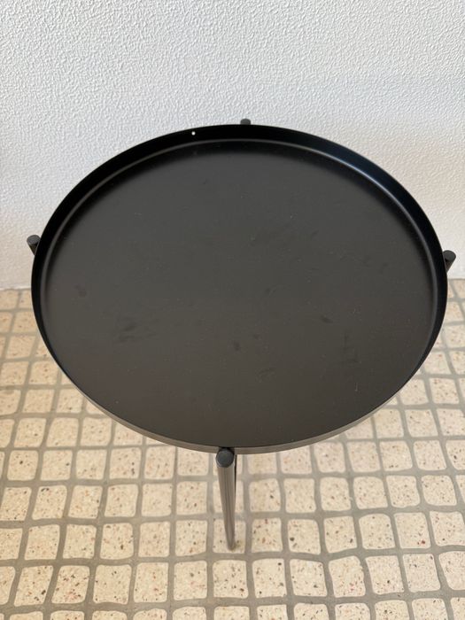 MESA APOIO PRETA com 2 Tipos de Tampo IKEA - Bom Estado