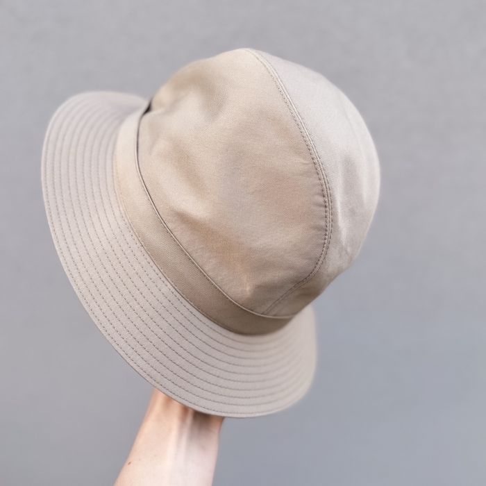 Bucket hat Burberry’s Archive Beige Vintage kapelusz beżowy krata