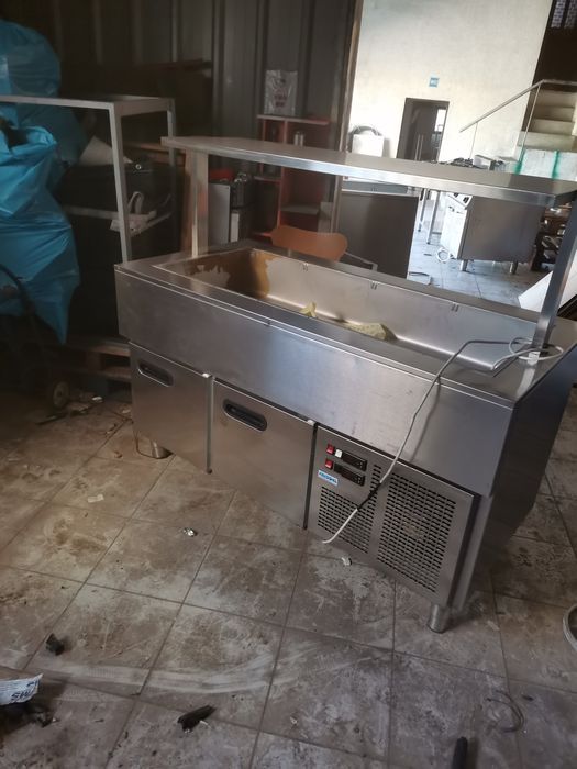 Buffet quente e frio