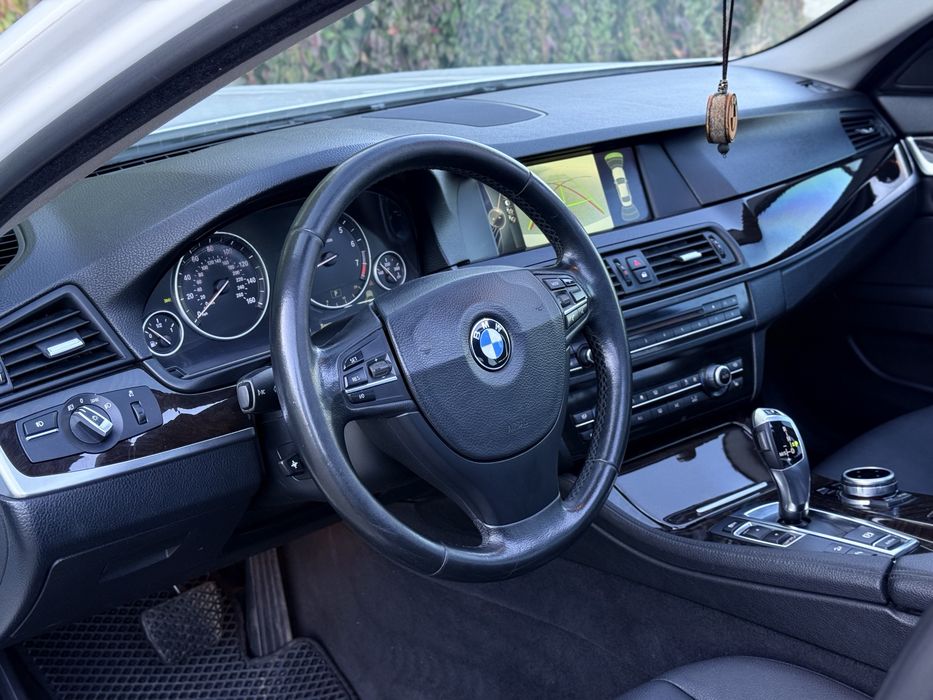 BMW 528i xDrive M Package