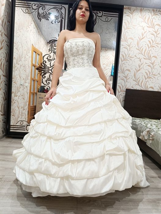 Свадебные платья новые в наличии 53 шт