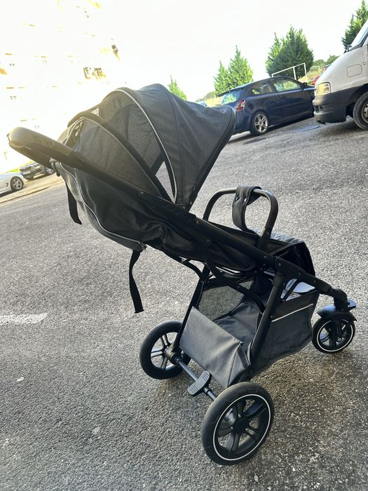 Stroller444632176715386881