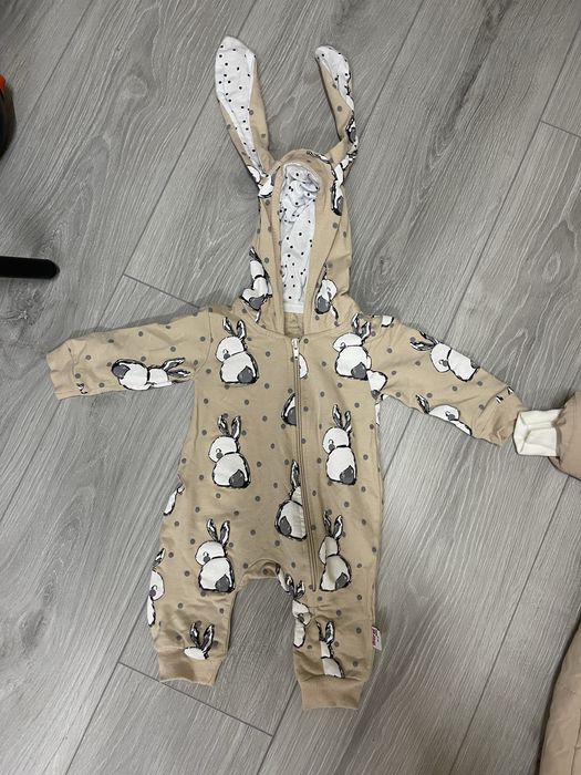 Продам дитячий комбенізон(зайчик)