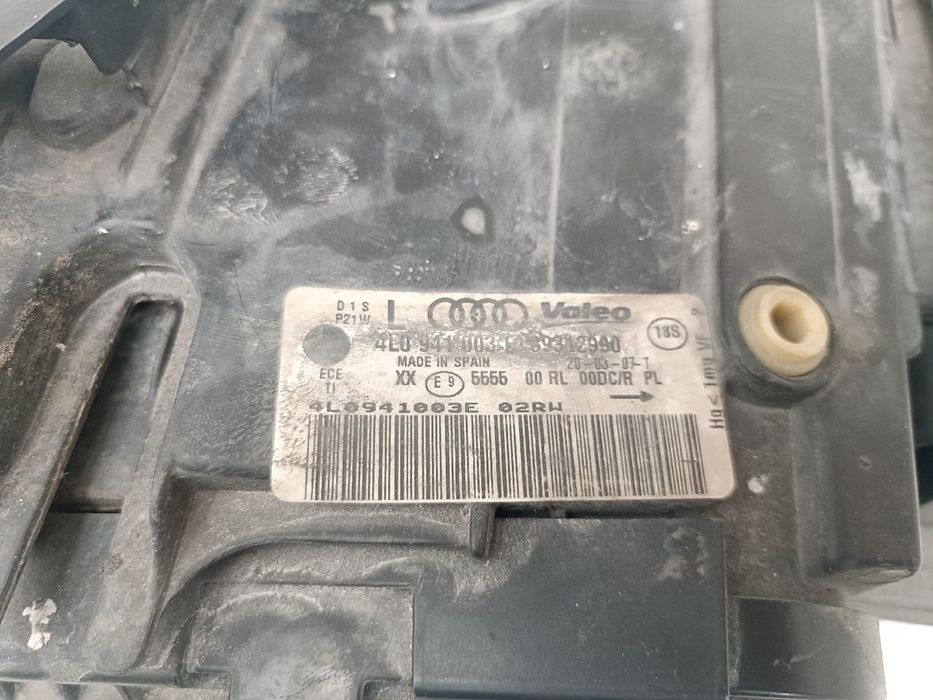 Ótica / farol esquerda AUDI Q7 (4L)