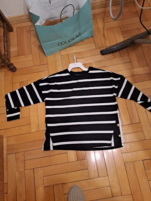 Bluza mohito L czarno biała